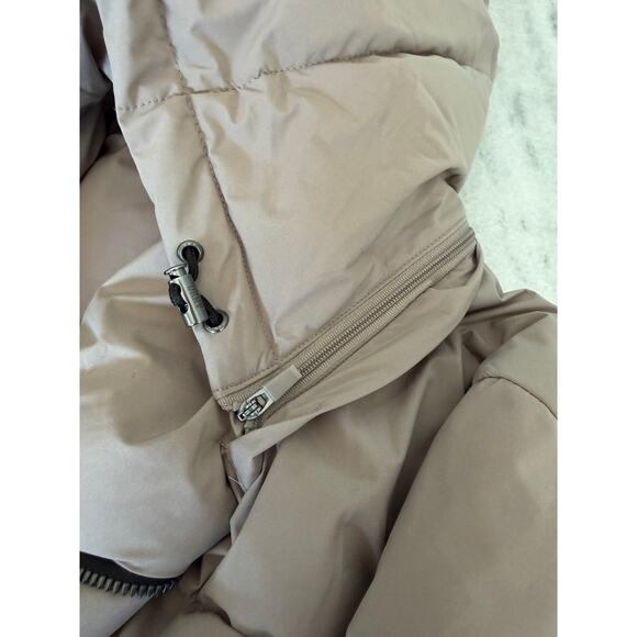 DKNY Tan Beige Long Puffer Coat Size Small Warm Winter Outdoors - Picture 8 of 13